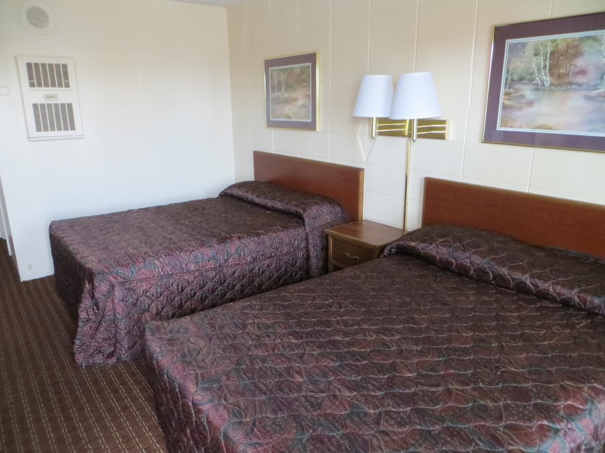 Deluxe Inn/Extended Stay - Council Bluffs Carter Lake Bagian luar foto