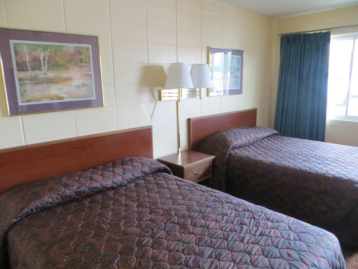 Deluxe Inn/Extended Stay - Council Bluffs Carter Lake Bagian luar foto