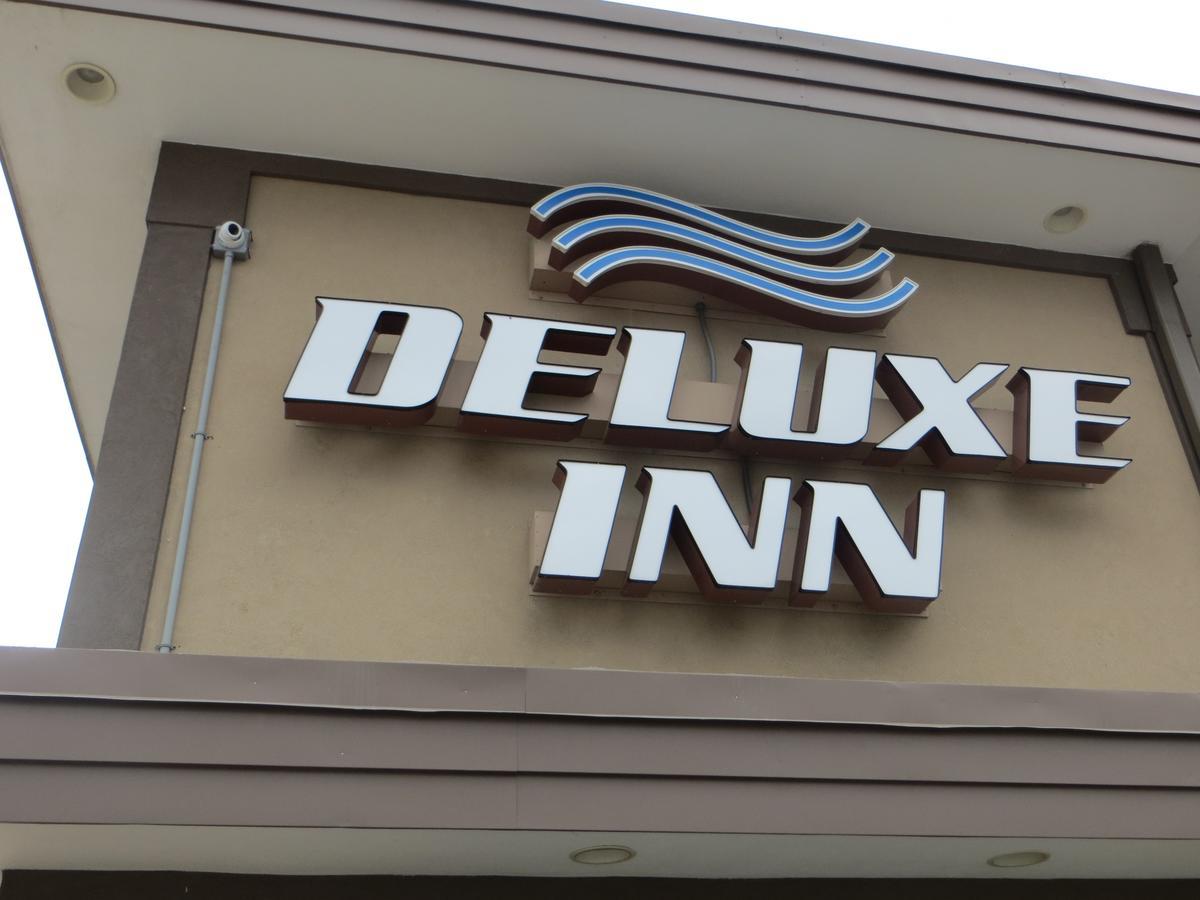 Deluxe Inn/Extended Stay - Council Bluffs Carter Lake Bagian luar foto