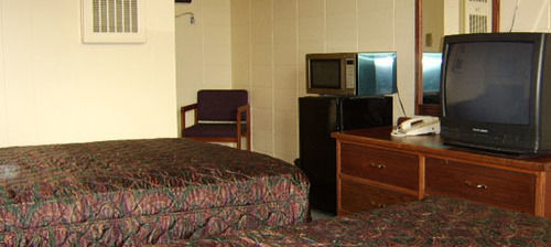 Deluxe Inn/Extended Stay - Council Bluffs Carter Lake Bagian luar foto